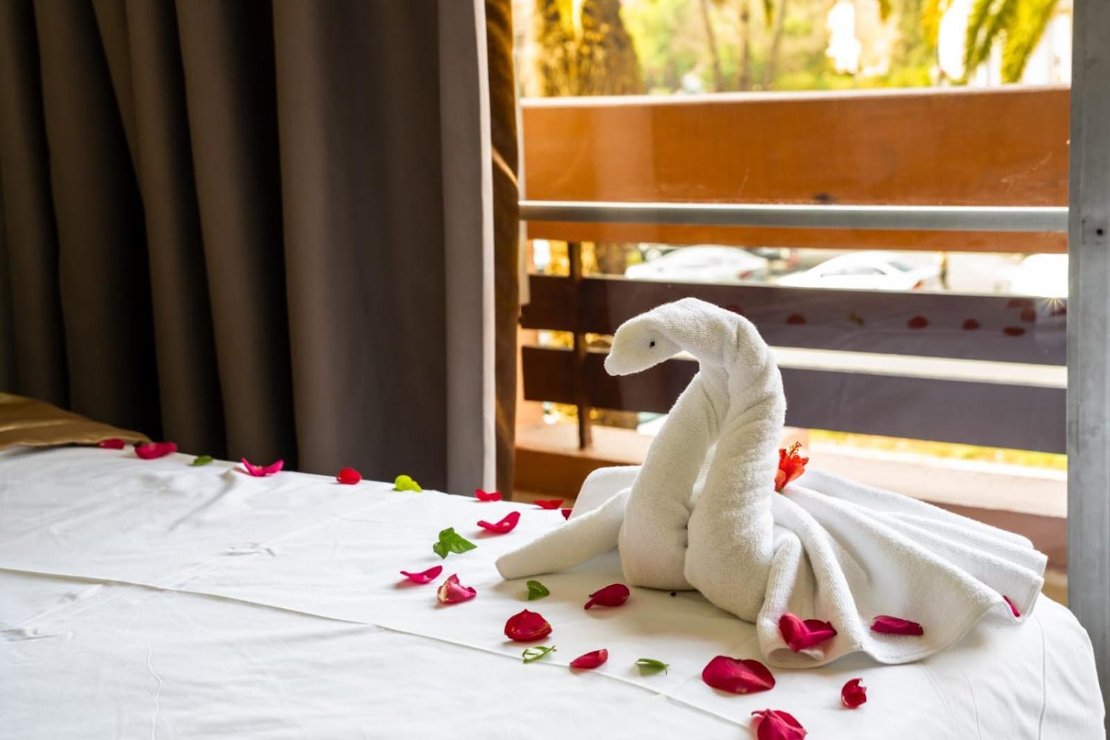 Hotel Le Grand Imilchil Маракеш Екстериор снимка