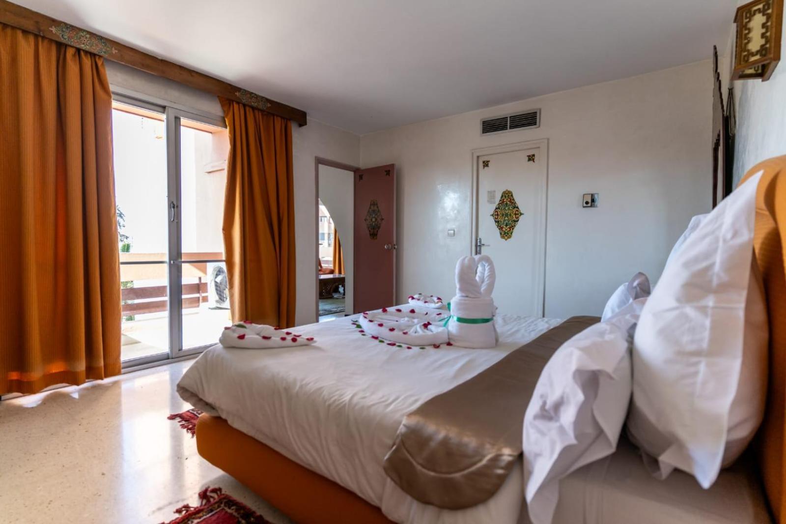 Hotel Le Grand Imilchil Маракеш Екстериор снимка